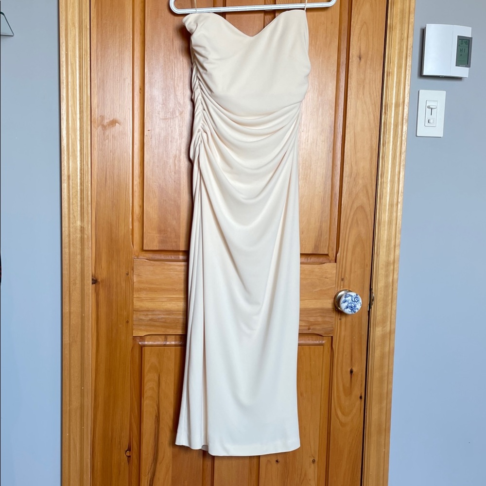 M. ZARA Gorgeous Strapless Cream Dress - Picture 2 of 7